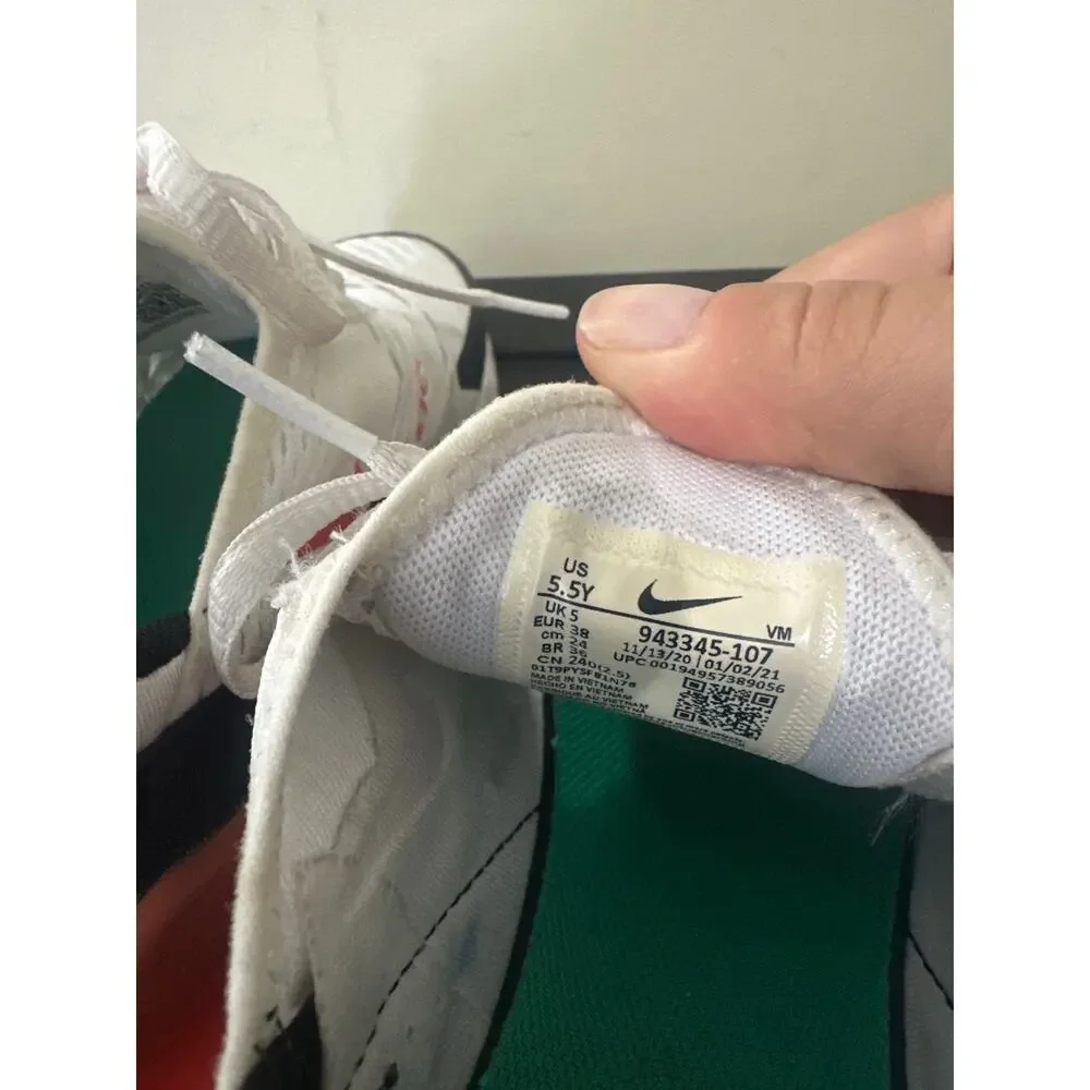 Nike Air Max 270 Kids Size 5.5Y
